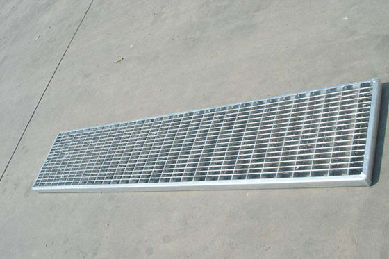 Γαλβανισμένες σχάρες αγωγών μετάλλων πιάτων κάλυψης κιγκλιδωμάτων χάλυβα τάφρων καυτής εμβύθισης