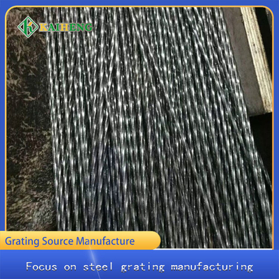 Στριμμένα τετραγωνικά προϊόντα 4mm καλωδίων σιδήρου για την επεξεργασία πιάτων πλέγματος χάλυβα